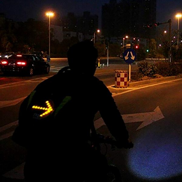 Chaleco De Seguridad Para Ciclistas Recargable Direccionales