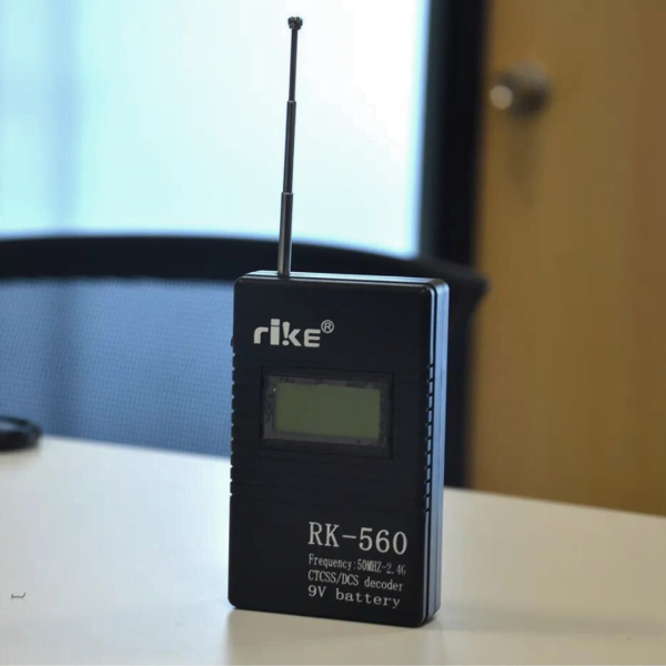 Contador Frecuencia PK-560 Probador Portátil 50MHz - 2.4 GHz Radio RK560 DCS CTCSS