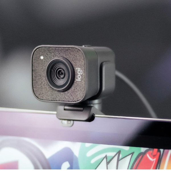 Logitech Streamcam Plus 1080p 60fps Usb-c Webcam Con Trípode