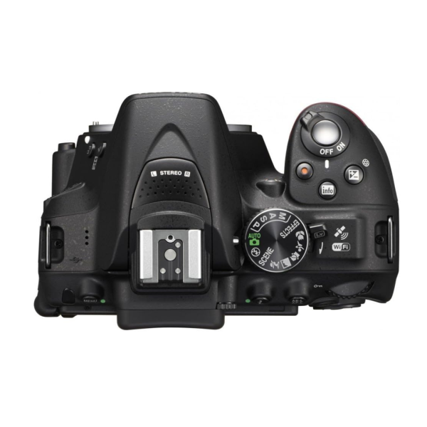 Camara fotografica Nikon D5300 con lente 18-55mm 24.2MP DX