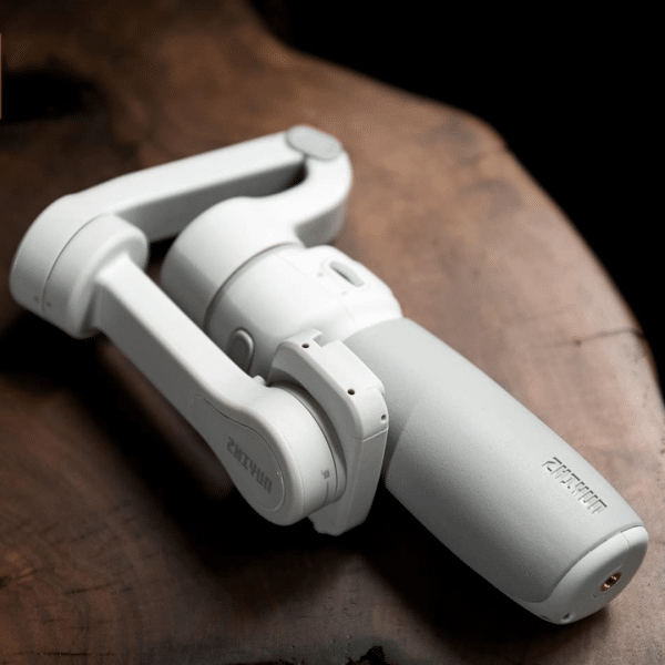 Estabilizador Zhiyun Smooth Q4 Combo Celulares de 3 Ejes Plegable Portátil Vlogging YouTube TikTok