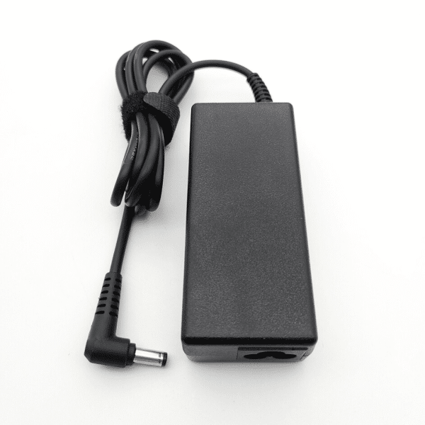 Cargador Adaptador IBM 16V 4.5A 72W 5.5X2.5MM 22P9003 22P9021 Compatible