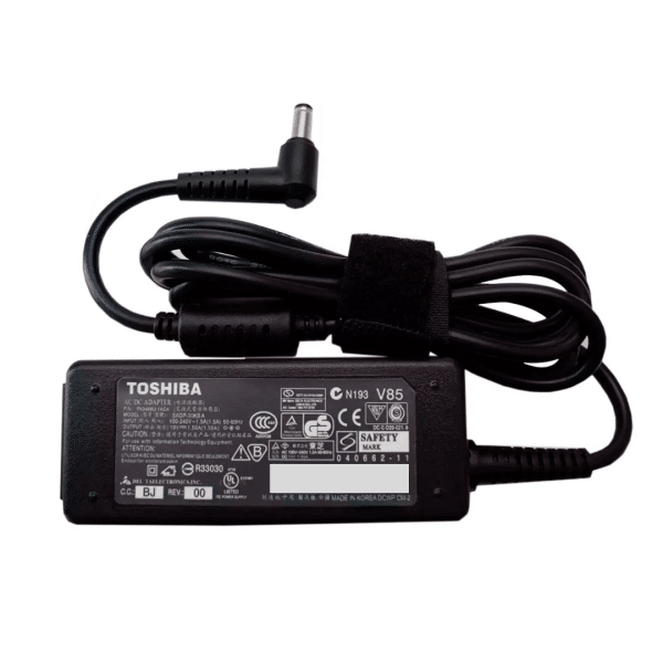 Cargador Adaptador Toshiba 19v 1.58a 30W 5.5x2.5mm